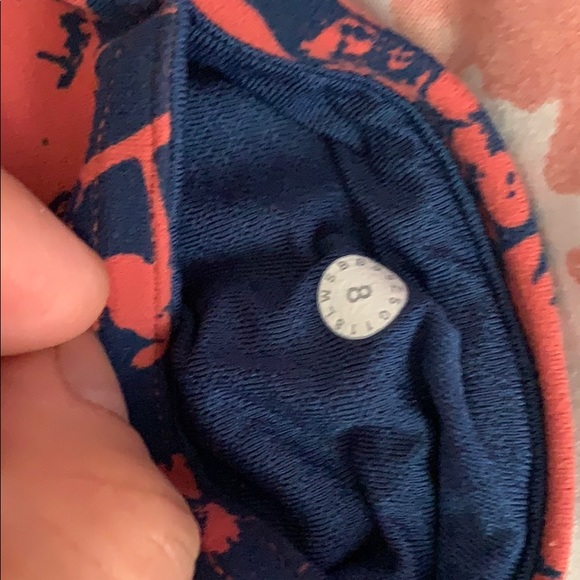 7/8 lululemon leggings - Picture 4 of 4